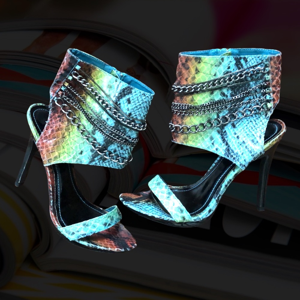 Bertinni Faux Snakeskin Heels